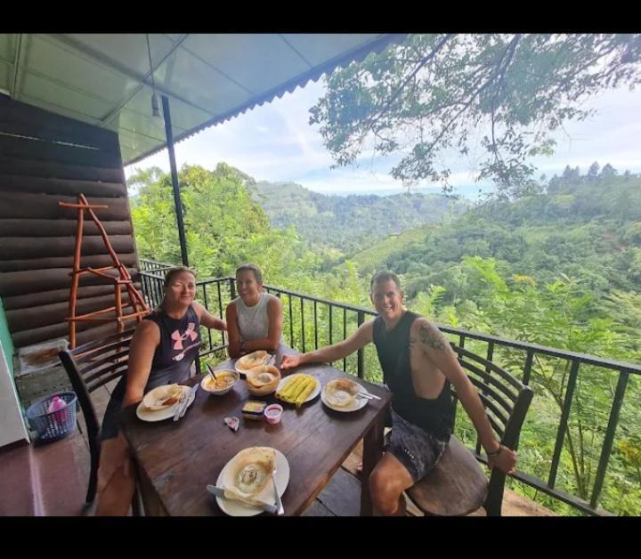 Chanidu Ella Inn Bagian luar foto