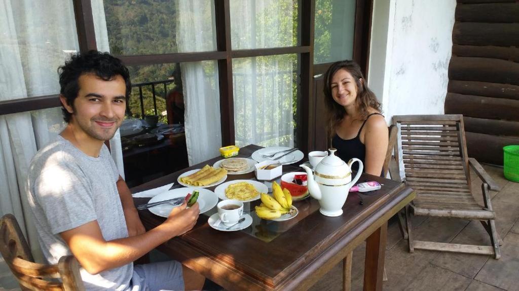 Chanidu Ella Inn Bagian luar foto