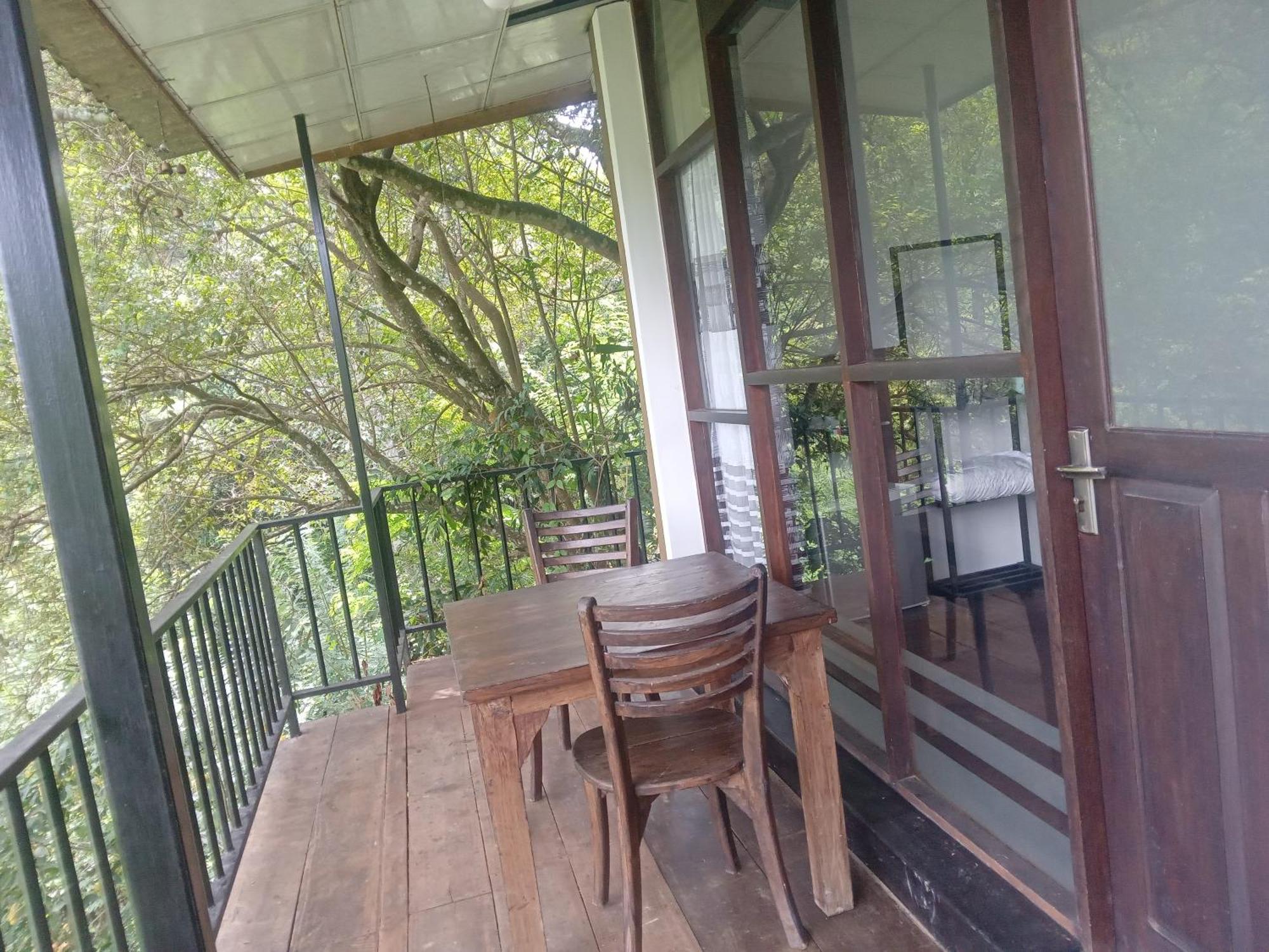 Chanidu Ella Inn Bagian luar foto