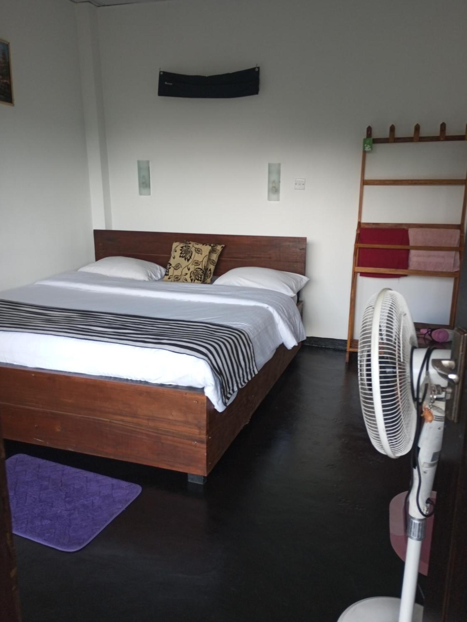 Chanidu Ella Inn Bagian luar foto
