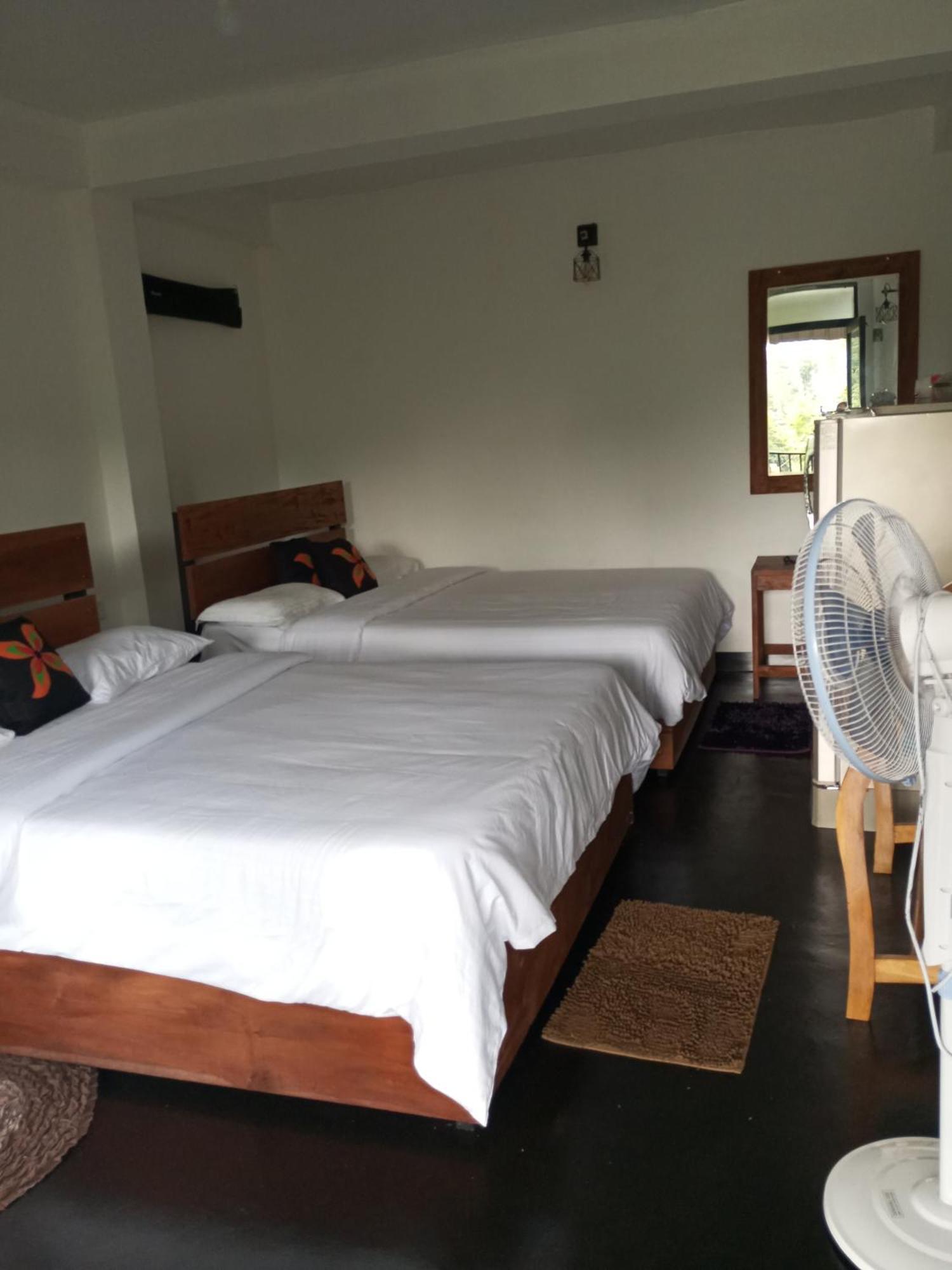 Chanidu Ella Inn Bagian luar foto